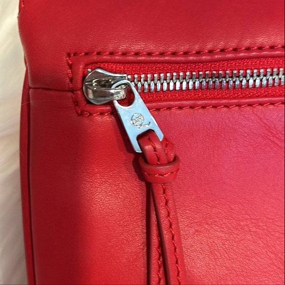 Authentic Alexander McQueen Nappa Clutch w/chain - Picture 7 of 16